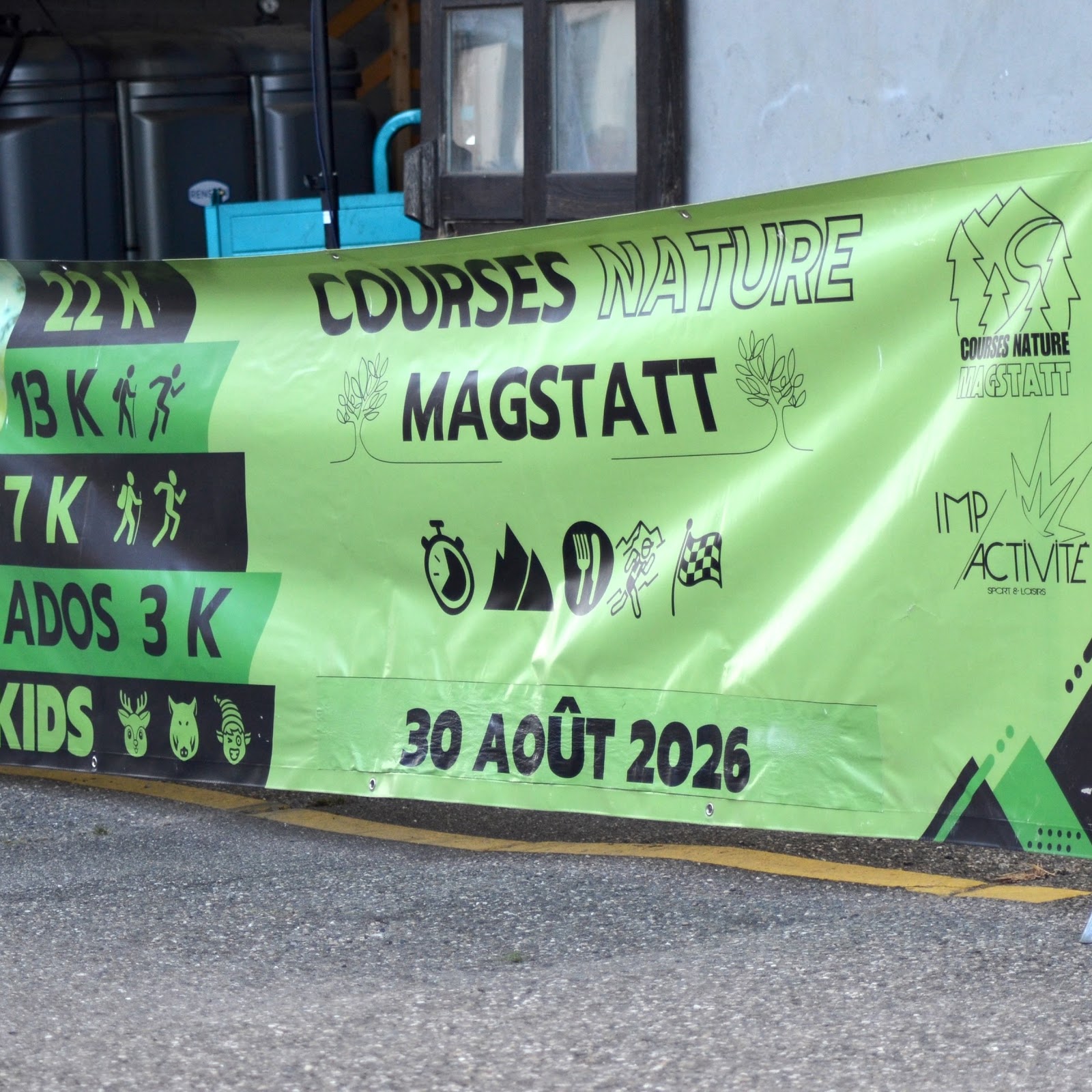 Banderole des Courses Nature Magstatt le long du parcours